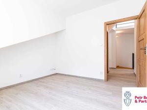 Pronájem bytu 3+kk, Rakovník, Husovo náměstí, 87 m2