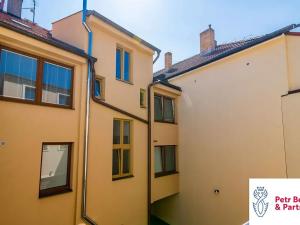 Pronájem bytu 3+kk, Rakovník, Husovo náměstí, 87 m2