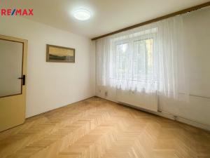 Prodej bytu 2+1, Praha - Malešice, Limuzská, 47 m2