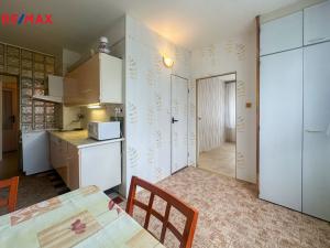 Prodej bytu 2+1, Praha - Malešice, Limuzská, 47 m2