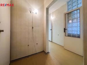 Prodej bytu 2+1, Praha - Malešice, Limuzská, 47 m2