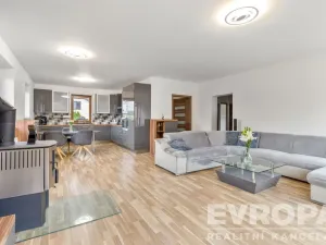 Prodej rodinného domu, Dolní Krupá, 121 m2