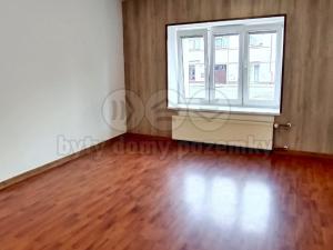 Pronájem bytu 1+kk, Chabařovice, Husovo náměstí, 25 m2