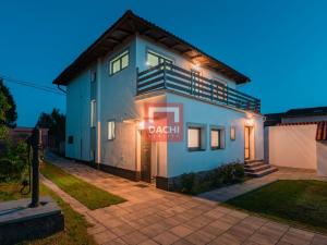 Prodej rodinného domu, Tachlovice, 150 m2