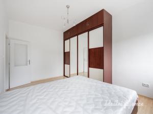 Pronájem bytu 2+kk, Praha - Prosek, Vysočanská, 56 m2