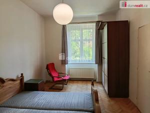 Pronájem bytu 3+1, Praha - Žižkov, Jeseniova, 70 m2