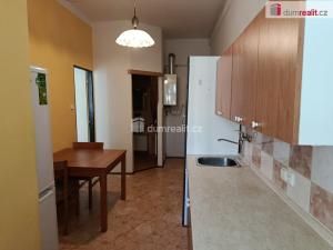 Pronájem bytu 3+1, Praha - Žižkov, Jeseniova, 70 m2