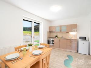 Prodej apartmánu, Horní Stropnice - Chlupatá Ves, 231 m2