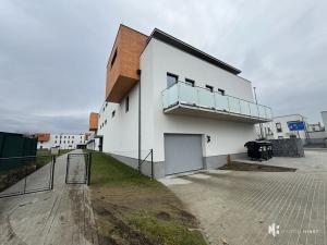 Pronájem bytu 1+kk, Praha - Hostavice, Hrabovská, 46 m2