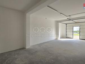 Pronájem garáže, Újezdec, 39 m2