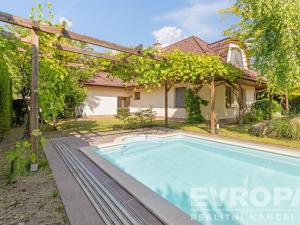 Prodej rodinného domu, Sulice - Hlubočinka, U Lesa, 272 m2