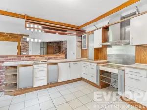 Prodej rodinného domu, Sulice - Hlubočinka, U Lesa, 272 m2