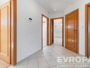Prodej rodinného domu, Sulice - Hlubočinka, U Lesa, 272 m2
