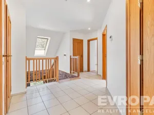 Prodej rodinného domu, Sulice - Hlubočinka, U Lesa, 272 m2