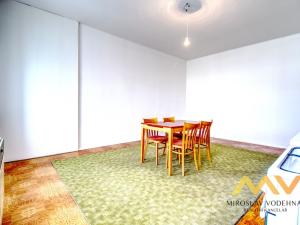 Pronájem bytu 1+kk, Hradec Králové, Nerudova, 35 m2