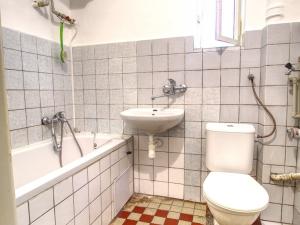 Pronájem bytu 1+kk, Hradec Králové, Nerudova, 35 m2