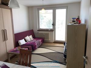 Pronájem bytu 2+kk, Znojmo, Kuchařovická, 38 m2