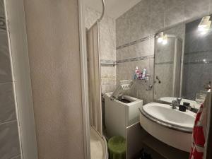 Prodej bytu 2+1, Nymburk, Dědinova, 54 m2