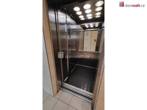 Pronájem bytu 2+kk, Praha - Žižkov, Pitterova, 55 m2