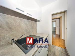 Prodej bytu 4+1, Šternberk, Jiráskova, 80 m2