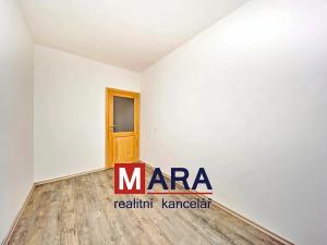 Prodej bytu 4+1, Šternberk, Jiráskova, 80 m2
