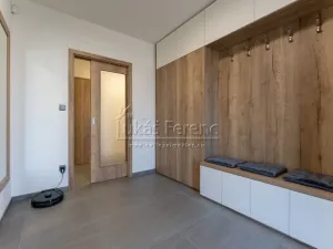 Prodej rodinného domu, Praha - Sobín, Valtická, 221 m2