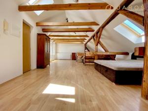 Pronájem bytu 1+kk, Klášterec nad Ohří, Zahradní, 46 m2