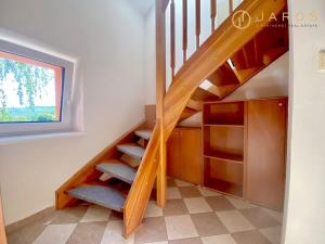 Pronájem bytu 1+kk, Klášterec nad Ohří, Zahradní, 46 m2