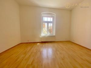 Pronájem bytu 2+1, Klášterec nad Ohří, Zahradní, 46 m2