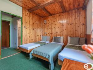 Prodej podílu 3/4 ubytování, Rokytnice nad Jizerou, 906 m2