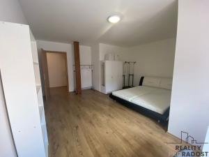 Pronájem bytu 2+1, Olomouc, Ostružnická, 80 m2