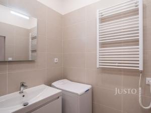 Pronájem bytu 2+1, Praha - Vinohrady, Americká, 46 m2