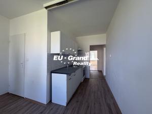 Pronájem bytu 2+1, Varnsdorf, Husova, 65 m2