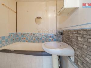 Prodej bytu 2+1, Žlutice, Vítězná, 51 m2