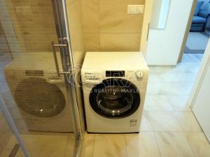 Pronájem bytu 1+kk, Praha - Vršovice, Petrohradská, 30 m2