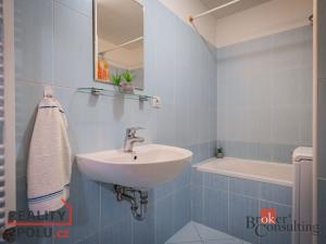 Prodej bytu 2+kk, Praha - Uhříněves, Karla Zicha, 66 m2