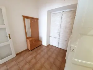Pronájem bytu 2+kk, Praha - Vinohrady, Blanická, 55 m2
