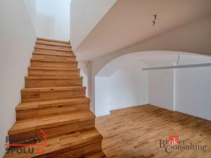 Prodej bytu 2+kk, Praha - Nusle, Jaromírova, 71 m2