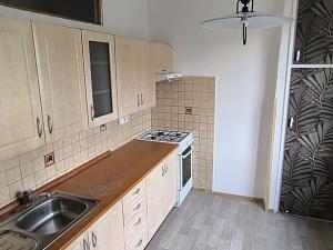 Prodej bytu 2+1, Sokolov, Sokolovská, 52 m2