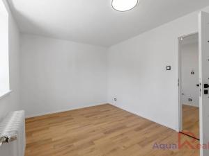 Prodej bytu 3+1, Karlovy Vary, Moskevská, 75 m2