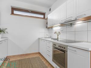 Prodej bytu 2+kk, Praha, Na Maninách, 71 m2