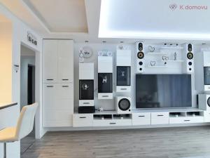 Prodej rodinného domu, Dubenec, 250 m2