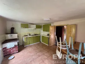 Prodej rodinného domu, Pecka, 75 m2