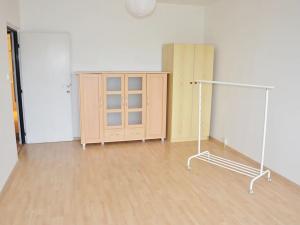 Pronájem bytu 3+kk, Praha - Kamýk, Vnoučkova, 72 m2