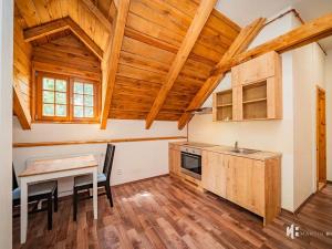 Pronájem bytu 2+1, Květnice, Na Ladech, 45 m2