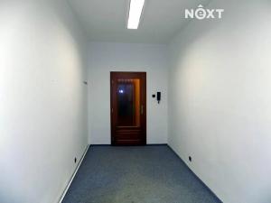 Pronájem kanceláře, Česká Lípa, náměstí T. G. Masaryka, 16 m2