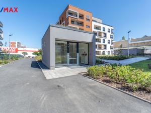 Pronájem garážového stání, Praha - Hloubětín, Domalípova, 15 m2