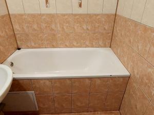 Pronájem bytu 3+1, Valašské Meziříčí - Krásno nad Bečvou, Sušilova, 61 m2