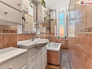 Prodej bytu 3+1, Karlovy Vary, Moskevská, 92 m2