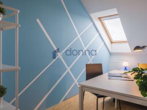 Pronájem bytu 6+kk a větší, Praha, Strojnická, 160 m2